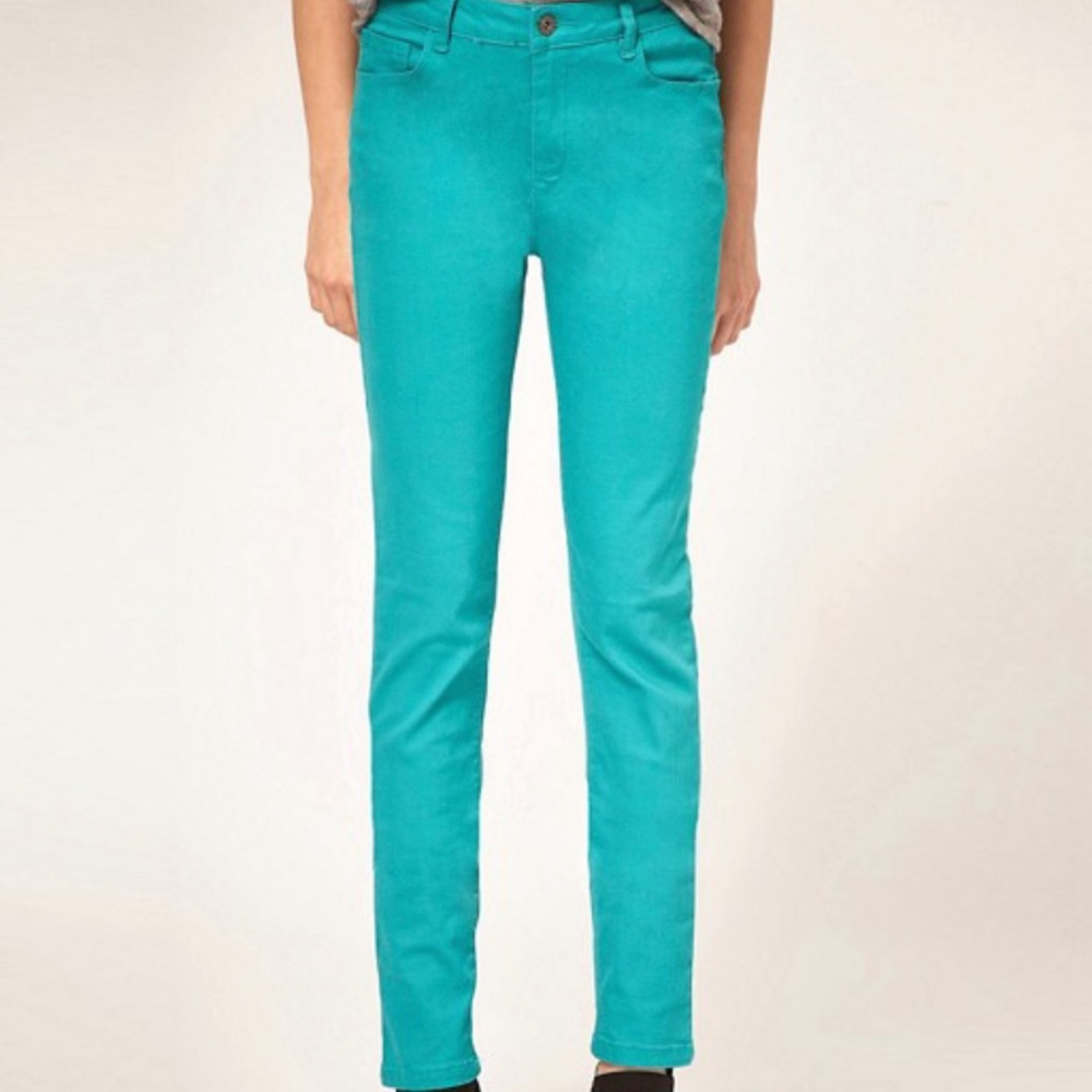 NWOT Vila Jeans Super Skinny Mint size 29” Regular